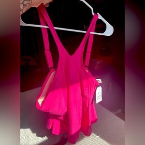 Time and True 1x (16W-18W) hot pink plus size tankini top. Full coverage. NWT.